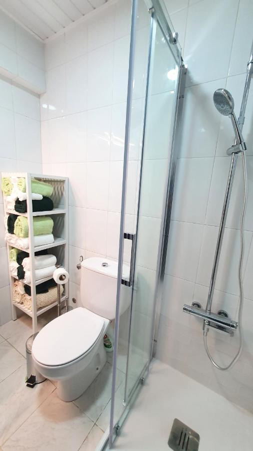 Caldas Da Rainha'S Green & White Luaran gambar