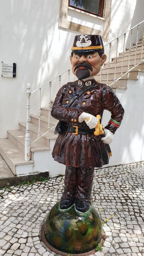Caldas Da Rainha'S Green & White Luaran gambar